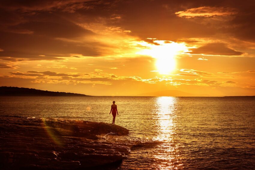La gioia di vivere nel presente attraverso la meditazione